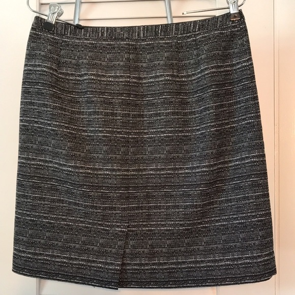Loft Black Patterned Skirt 4p - Picture 3 of 6